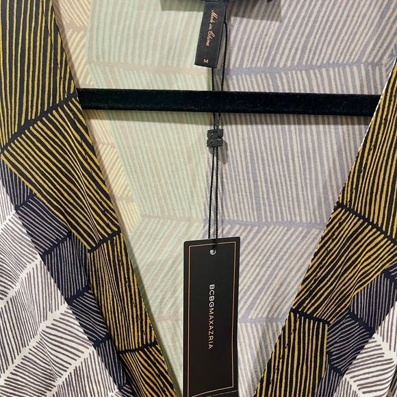 NWT BCBG Short Sleeve Kimono Wrap Dress Sz M - Picture 4 of 7